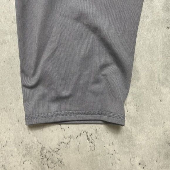 Cabela's XPG Stretch Capri Leggings Grey Men's Size Small Cool UPF 15 Wick - Picture 3 of 11